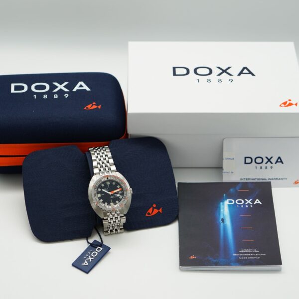 Certified Vintage von Doxa bei Juwelier Herbert Mayer in Augsburg
