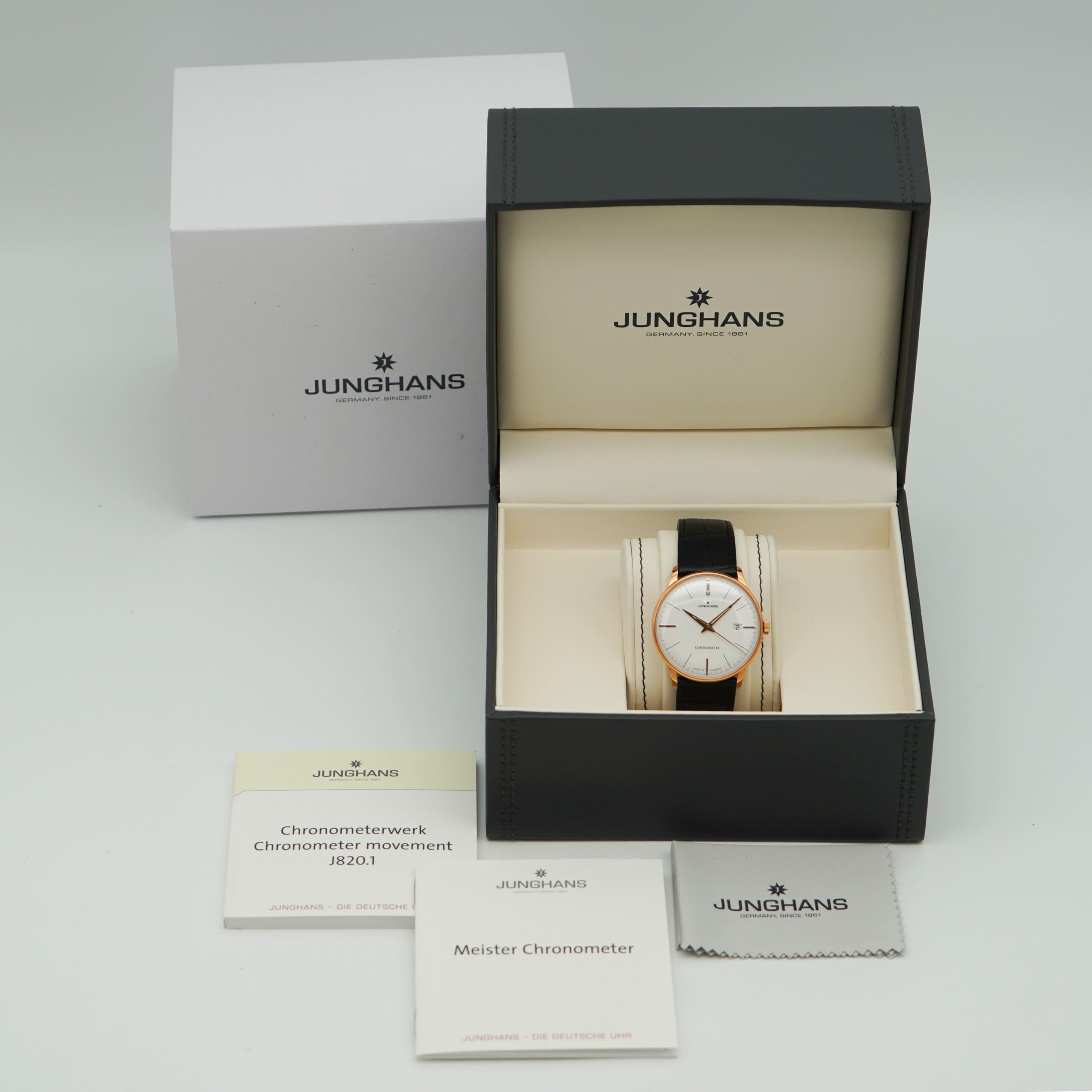 Certified Vintage von Junghans bei Juwelier Herbert Mayer in Augsburg